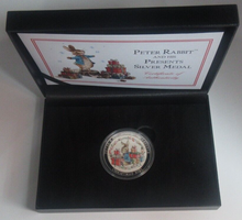 Load image into Gallery viewer, 2020 Peter Rabbit and His Presents Silver Medal Beatrix Potter Christmas Box/COA

