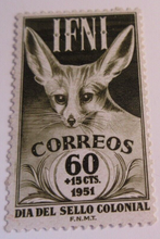 Load image into Gallery viewer, MEXICO POSTAGE STAMPS 1951 MH WITH CLEAR FRONTED STAMP HOLDER
