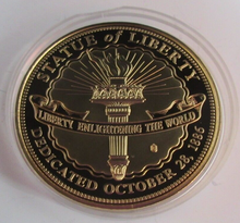 Load image into Gallery viewer, LIBERTY SHACKLES 1886 STATUE OF LIBERTY GOLD PLATED PROOF MEDAL &amp; CAPSULE
