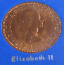 Load image into Gallery viewer, BRITAINS LOST COINAGE THE HALFPENNY UK 5 COIN SET &amp; ROYAL MINT BLUE BOOK
