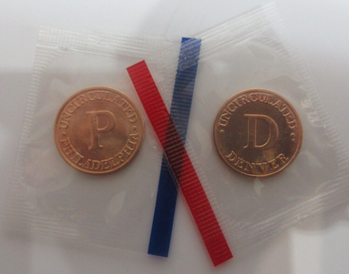 Philadelphia & Denver USA Mint Uncirculated 2 x Tokens