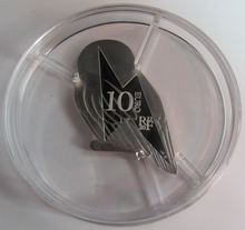 Load image into Gallery viewer, 2021 HARRY POTTER WIZARDING WORLD HEDWIG SILVER PROOF 10 EURO COIN &amp; COA IN TIN
