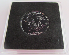 Load image into Gallery viewer, 2004 UNITED STATES MINT STATE QUARTER DOLLAR MICHIGAN 1837 PLATINUM PLATED
