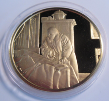 Load image into Gallery viewer, 1975 THE GENIUS OF VERMEER HALLMARKED 24CT GOLD PLATED .925 SILVER 32G MEDAL
