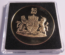 Load image into Gallery viewer, 1986 WEDDING OF HRH PRINCE ANDREW &amp; MISS SARAH FERGUSON MEDAL WITH CAPSULE
