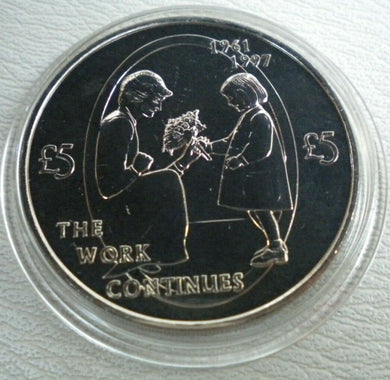 2002 ROYAL MINT THE WORK CONTINUES 1961-1997   BUNC ALDERNEY £5 COIN IN CAPSULE