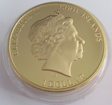 Load image into Gallery viewer, 2011 ROYAL WEDDING WAVING ON THE BALCONY GOLD PLATED COOK ISLANDS  $1 COIN/COA
