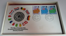 Load image into Gallery viewer, 1973 FIRST DAY OF MEMBERSHIP FOR THE EEC SILVER PROOF JOHN PINCHES 1oz MEDAL FDC
