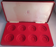 Load image into Gallery viewer, 1977 THE QUEEN SILVER JUBILEE SILVER PROOF COIN SET BOX ONLY - NO COINS
