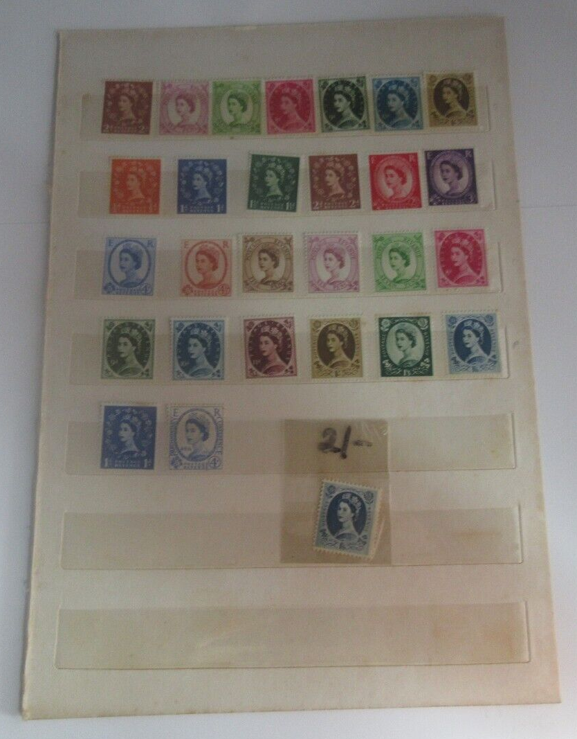 Queen Elizabeth II Wildings 1957-1959 28 Mint Never Hinged Pre-Decimal Stamps