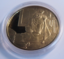 Load image into Gallery viewer, 1975 THE GENIUS OF VERMEER HALLMARKED 24CT GOLD PLATED .925 SILVER 32G MEDAL
