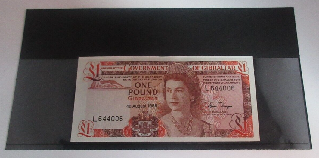 1988 £1 Gibraltar Banknote Uncirculated Number 006 - 4th August in Display Card