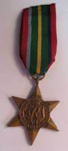 Load image into Gallery viewer, 1939-1945 PACIFIC STAR MEDAL WORLD WAR 2 ORIGINAL  WITH RIBBON BEAUTIFULLY BOXED
