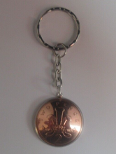 Load image into Gallery viewer, Queen Elizabeth II 2 Pence Domed Keyring Coin Crafts gifts Birthdays &amp; Christmas
