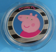 Load image into Gallery viewer, PEPPA PIG SILVER PLATED COMMEMORATIVE COLLECTION  IN PACK COMPLETE 6 MEDALS
