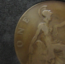 Load image into Gallery viewer, 1909 Edward VII 1p Penny Rare With Raised Dot after N in &#39;ONE&#39; Boxed
