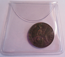 Load image into Gallery viewer, 1854 QUEEN VICTORIA FARTHING EF+ PRESENTED IN CLEAR FLIP
