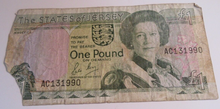 Load image into Gallery viewer, VARIOUS £1 BANKNOTES ONE POUND X 5 WITH CLEAR FRONTED NOTE HOLDER
