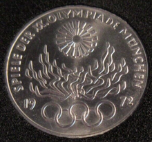 Load image into Gallery viewer, OLYMPIC GAMES RINGS &amp; FIRE 1972 MUNICH 10 DEUTSCHE MARKS BUNC MINT MARK J
