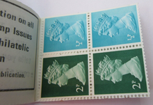 Load image into Gallery viewer, 10P STAMP BOOKLET STITCHED 1976 INCL 2 X 1/2P 1P 1 1/2P &amp; 2P STAMPS MNH
