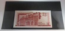 Load image into Gallery viewer, 1988 £1 Gibraltar Banknote Uncirculated Number 010 - 4th August in Display Card
