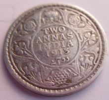 Load image into Gallery viewer, 1913 KING GEORGE V STERLING SILVER TWO ANNAS VF PRESENTED IN CLEAR FLIP
