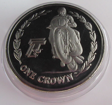 Load image into Gallery viewer, 2005 QEII IOM TT  RACES BUNC 1 CROWN COIN WITH CAPSULE AND PROTECTIVE POUCH
