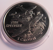 Load image into Gallery viewer, 2008 THE SPITFIRE QEII FALKLANDS BU ONE CROWN COIN WITH CAPSULE &amp; POUCH
