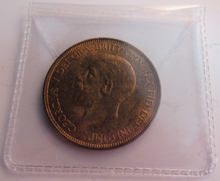 Load image into Gallery viewer, 1935 KING GEORGE V UNC ONE PENNY COIN WITH FULL LUSTRE IN CLEAR FLIP
