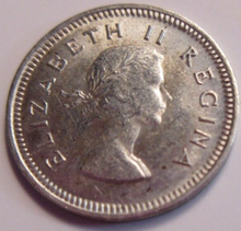 Load image into Gallery viewer, QUEEN ELIZABETH II 3d .500 SILVER THREEPENCE COIN 1958 SOUTH AFRICA EF+ &amp; FLIP
