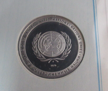 Load image into Gallery viewer, 1976 UNPA 25th Anniversary First Edition United Nations Silver Proof Medal
