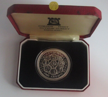 Load image into Gallery viewer, 1979 Manx Coinage Tercentenary Silver Proof 1 Crown Coin Isle of Man Boxed + COA
