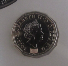 Load image into Gallery viewer, 2022 Leftie / Lefty UK £1 Coin Royal Mint BUnc From Sealed Pack
