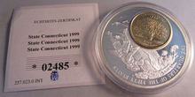 Load image into Gallery viewer, 2001 QUARTERS OF THE 50 STATES SILVER PLATED MEDAL GOLD PLATED QUARTER &amp; CAPSULE
