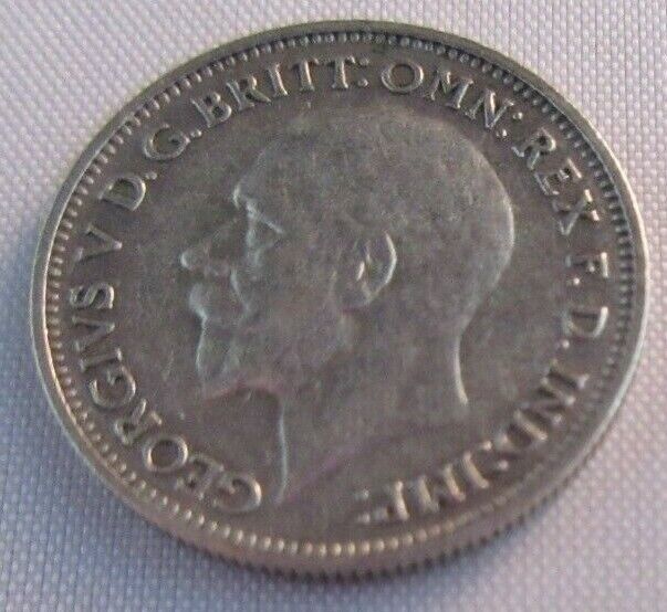 1933 KING GEORGE V BARE HEAD SIXPENCE aUNC COIN  .500 SILVER COIN IN CLEAR FLIP