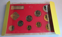 Load image into Gallery viewer, 1991 LENINGRAD PROOF NINE COIN SET 1 RUBLE - 1 COPEL IN HARD CASE &amp; OUTER COVER
