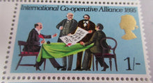 Load image into Gallery viewer, 1970 SIGNING OF INTERNATIONAL CO-OPERATIVE ALLIANCE 1/- BLOCK OF 5 STAMPS MNH
