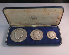 Load image into Gallery viewer, Investiture of Prince Charles 1969 3 Silver Medal Set John Pinches In Box
