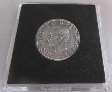 1944 KING GEORGE VI  .500 SILVER ENGLISH ONE SHILLING COIN IN QUAD CAPSULE