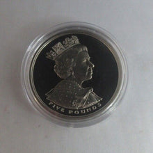 Load image into Gallery viewer, 2002 Queen&#39;s Golden Jubilee Proof UK £5 Five Pound Coin In Capsule
