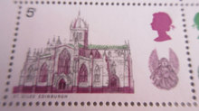 Load image into Gallery viewer, 1969 BRITISH ARCHITECTURE CATHEDRALS 5d  36 X STAMPS MNH WITH TRAFFIC LIGHTS
