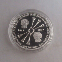 Load image into Gallery viewer, 2007 60th Wedding Anniversary Elizabeth + Philip Silver Proof TDC £5 Coin Box
