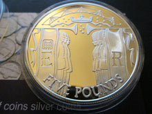 Load image into Gallery viewer, 2002 GOLDEN JUBILEE YEOMEN GUARDS £5 FIVE POUND SILVER GOLD PROOF COIN
