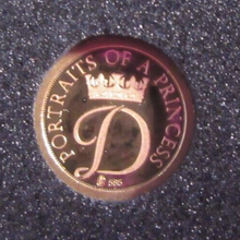 Load image into Gallery viewer, 1997 PORTRAITS OF A PRINCESS A PRINCESS MINITURE MEDAL .585 GOLD PROOF BOX &amp; COA
