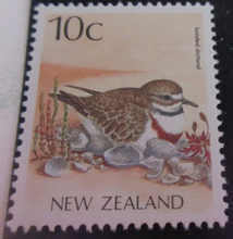 Load image into Gallery viewer, NEW ZEALAND BIRDS POSTAGE STAMPS IN PACK MNH 9 X  STAMPS
