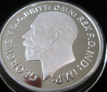 Load image into Gallery viewer, 2016 Aldington War Memorial POPPY Medallion LEST WE FORGET LIMIT 2000 NUMBERED
