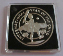 Load image into Gallery viewer, 1979 YEAR OF THE CHILD JAMAICA 10 DOLLARS SILVER PROOF COIN COA &amp; BOX
