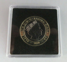 Load image into Gallery viewer, 2020 £2 COIN GIBRALTAR CHRISTMAS BUNC COIN QEII PRESENTED IN LIGHTHOUSE QUAD CAP
