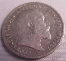 Load image into Gallery viewer, 1902 KING EDWARD VII BARE HEAD .925 SILVER EF 3d THREE PENCE COIN &amp; CLEAR FLIP
