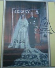 Load image into Gallery viewer, 1947-1997 GOLDEN WEDDING ANNIVERSARY, JERSEY £5 CROWN COIN FIRST DAY COVER PNC
